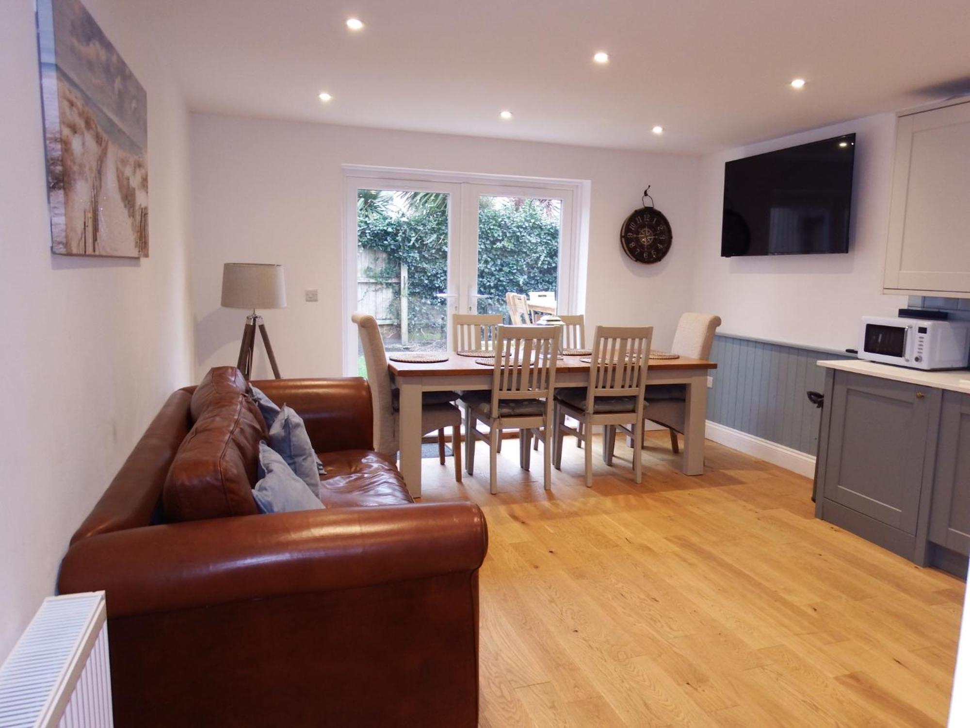 Newly Renovated 3 Bedroom Victorian Detached House Bournemouth Buitenkant foto