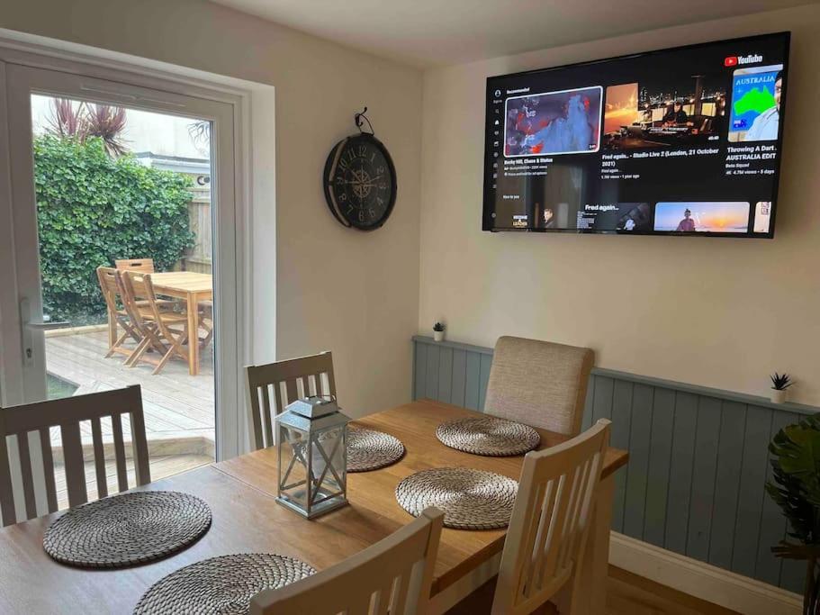 Newly Renovated 3 Bedroom Victorian Detached House Bournemouth Buitenkant foto